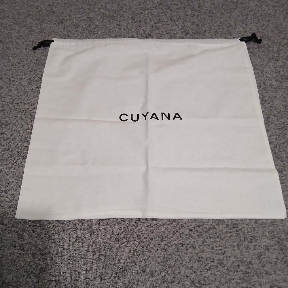 Cuyana White Dust Bag